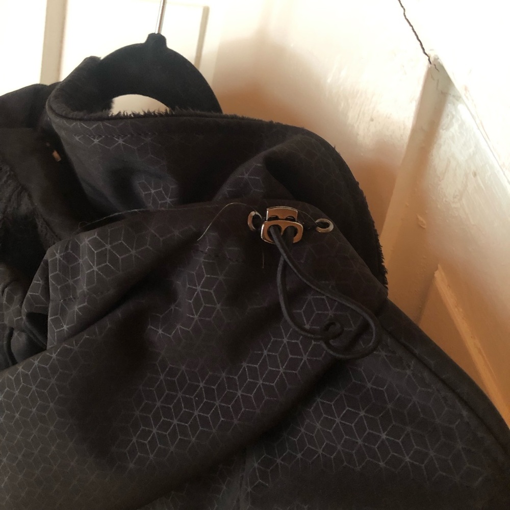 Gerry Raincoat With Hexagonal Pattern - image 6